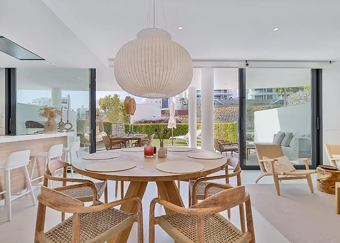 Beautiful Deluxe Garden *