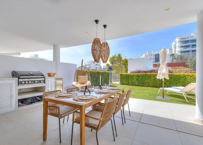 Beautiful Deluxe Garden *