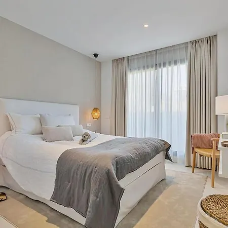 Beautiful Deluxe Garden Διαμέρισμα