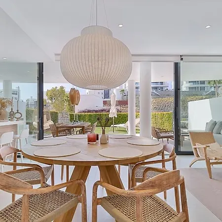 Beautiful Deluxe Garden *